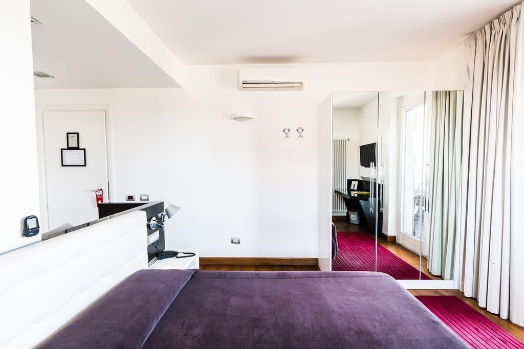 Ecohotel Roma Екстер'єр фото